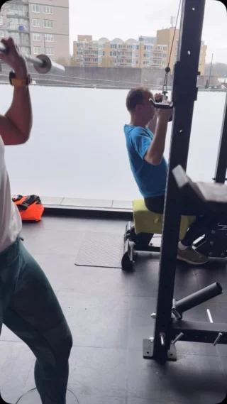 Welkom 2025,

Nieuwe ronde nieuwe kansen, begin nu!

#GezondWorden#FitnessDoelen #Trainen #SportschoolLeven #HardTrainen #GezondeLeefstijl #PersonalTrainerNederland #PTLeven #OnlineCoachNL #SportschoolCoach #TrainMetMij #FitnessCoachNL #KrachtCoach #PersoonlijkeTraining #MaatwerkTraining #Dordrecht #PersonalTrainerDordrecht #FitnessDordrecht #SportenInDordrecht #Drechtsteden #KolsterenSportcoaching #AfvalReis #SpierOpbouw#Hypertrofie #LaagKoolhydraat #IntermittentFastingNL #LaagKoolhydraatLeven #HormoonBalans