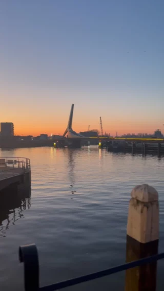 September staat voor een frisse start. ✨
Kom in beweging, voel de energie, word sterker.
De eerste stap is het moeilijkst… maar daarna wil je niet meer terug.”

#Dordrecht #Drechtsteden #PersonalTrainingDordrecht #SportenInDordrecht #FitInDordrecht #KolsterenSportcoaching #PersonalTrainer #PersonalTraining #FitnessCoach #Krachttraining #Afvallen #Spieropbouw #SterkerWorden #GezondLeven #GezondAfvallen #GezondeLeefstijl #FitJourney #FitNL #SterkEnGezond #TrainMetResultaat #BehaalJeDoelen